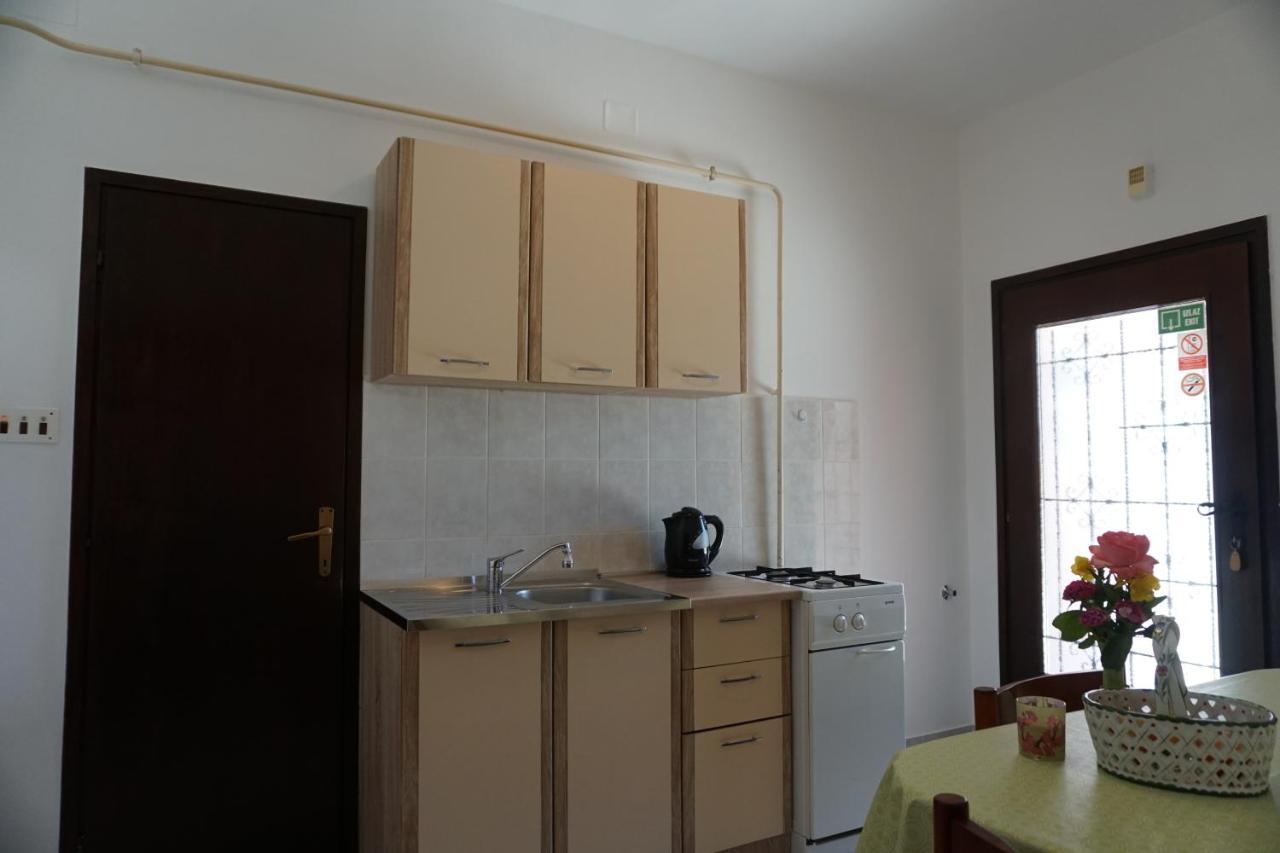 Apartment 6985b Pula